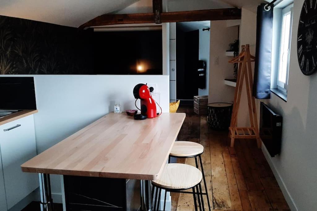 Studio Chaleureux En Hyper Centre Charleville-Mezieres Exterior photo